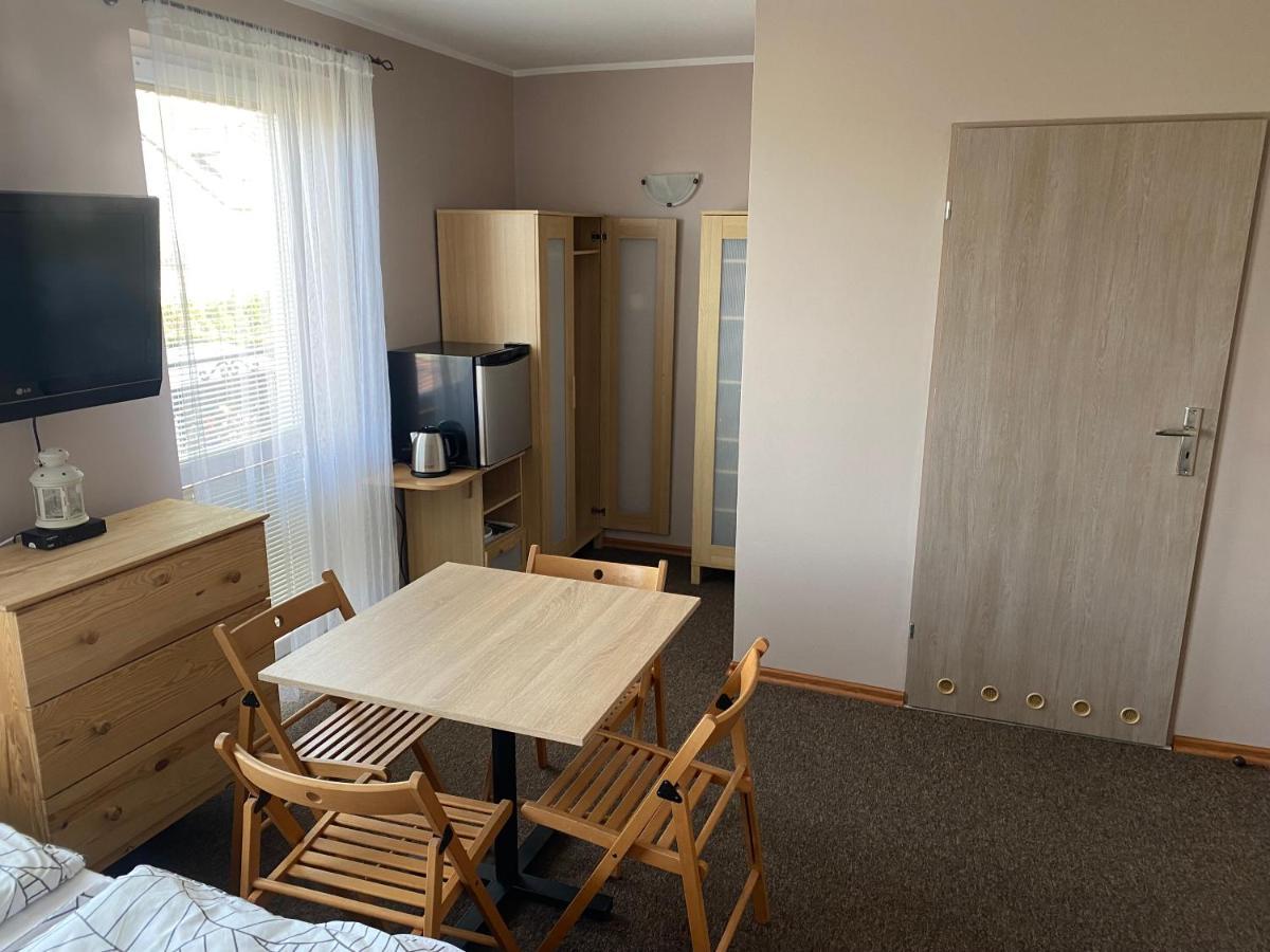 Pokoje Goscinne " Awia " Łeba Kültér fotó