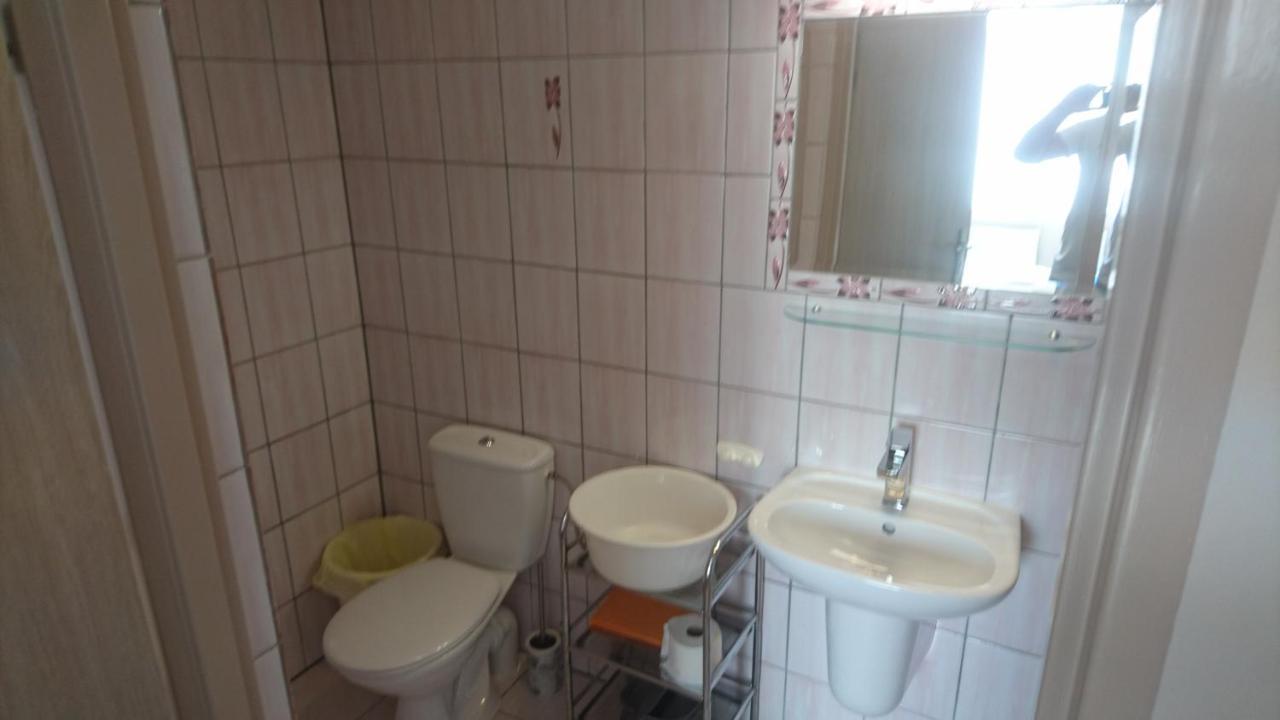 Pokoje Goscinne " Awia " Łeba Kültér fotó