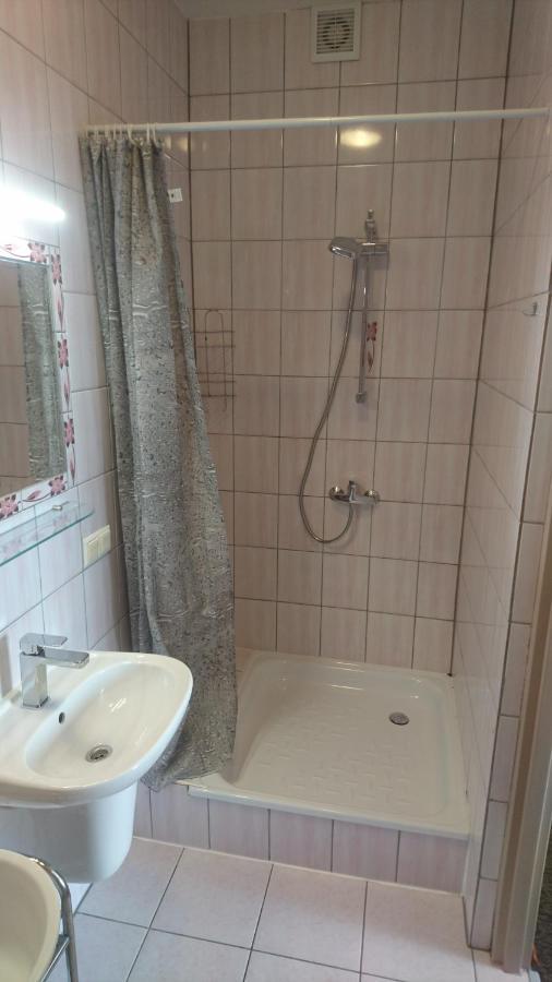 Pokoje Goscinne " Awia " Łeba Kültér fotó